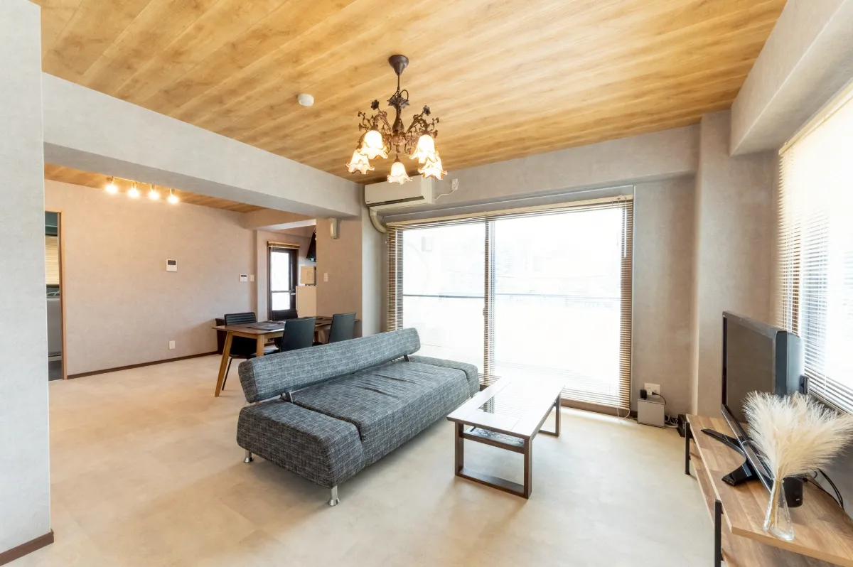 Darinホークス通り2F