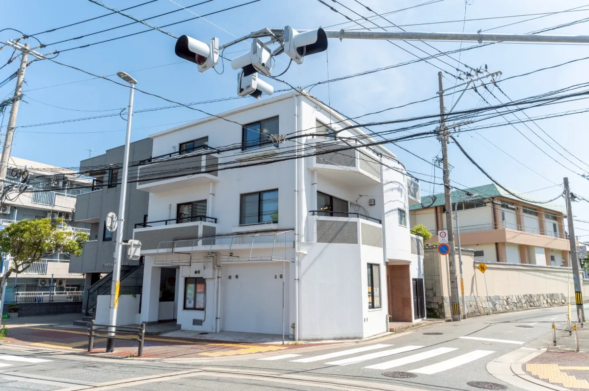 Darinホークス通り2F