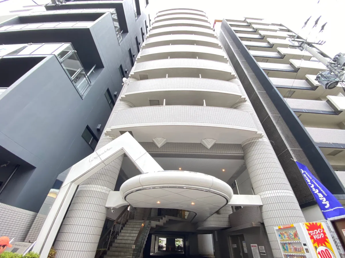 ラ・レジダンス・ド・レーヌ 701